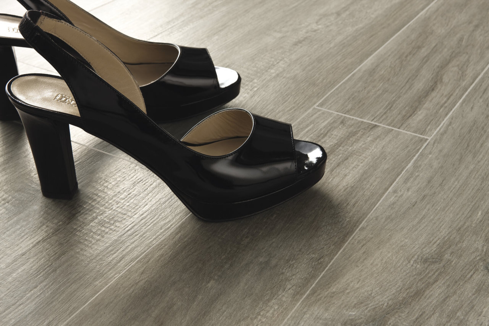 Wood Look Porcelain Tiles - E-WOOD